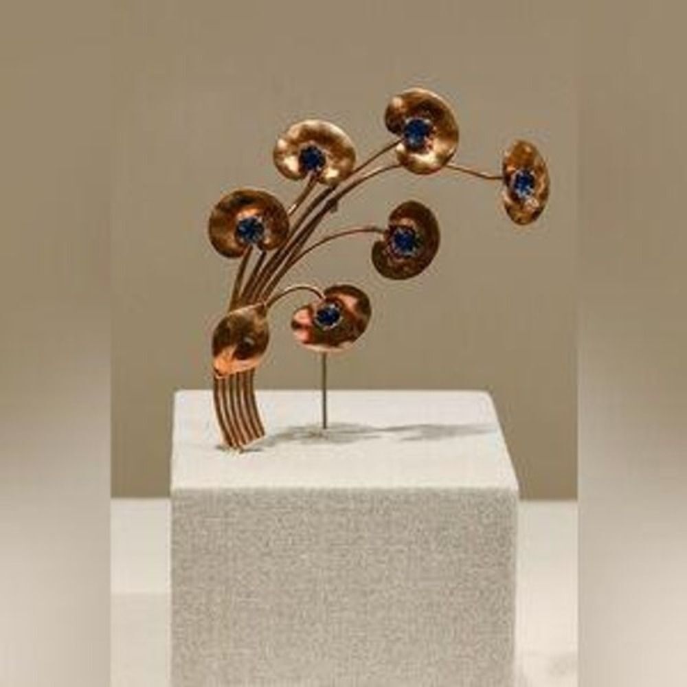 Vintage Sterling Signed Womens Delicate Gold‎ Toned Blue Stone Floral Pin Brooch